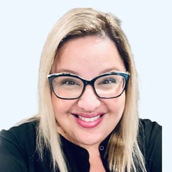 (TR) Newsletter headshot images